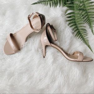 Like new nude heels